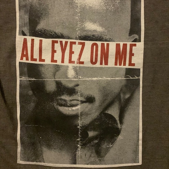 Tupac All Eyez On Me Shirt - Picture 3 of 4